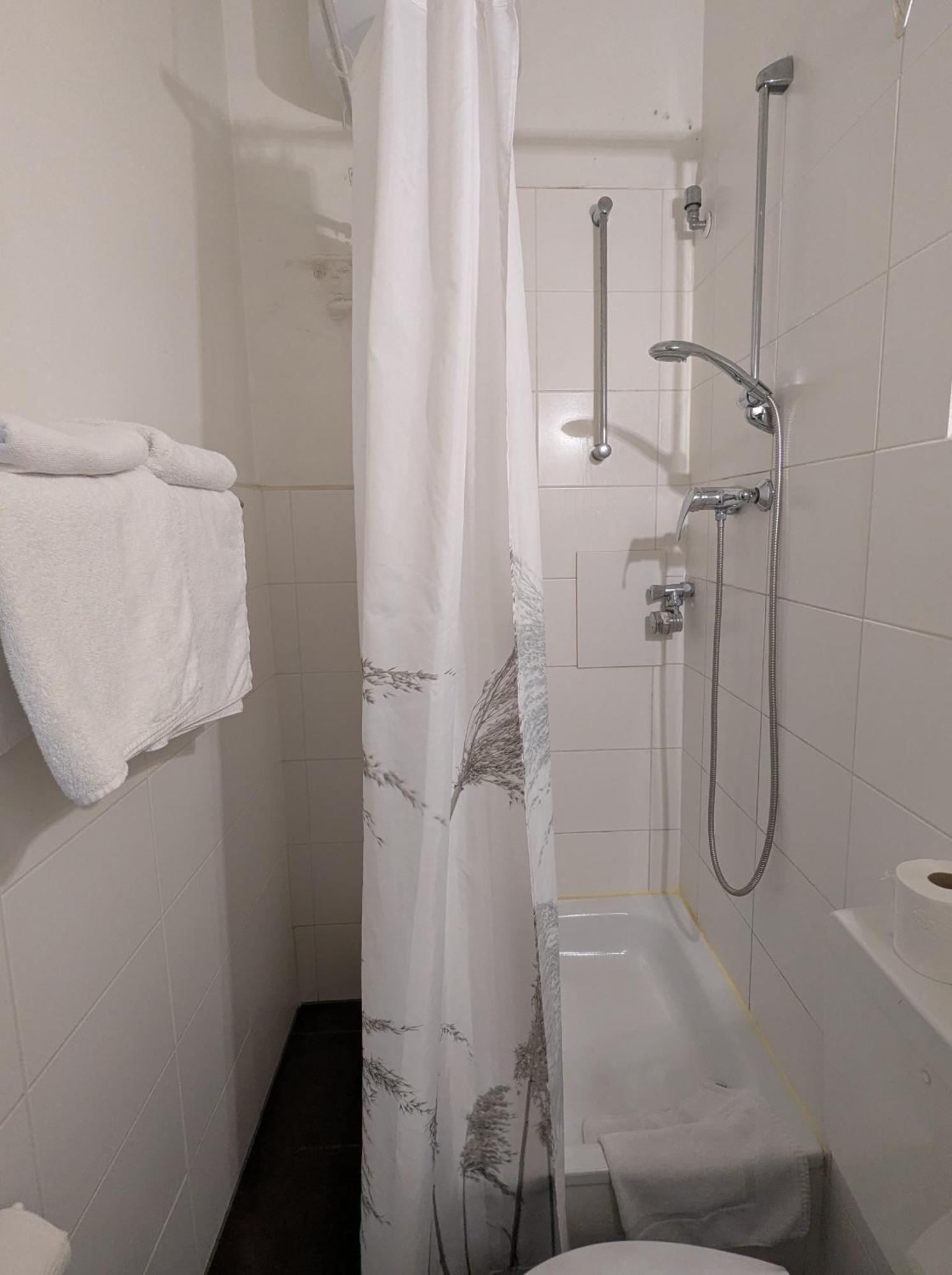 Hotel-Pension Charlottenburg — Photos 1